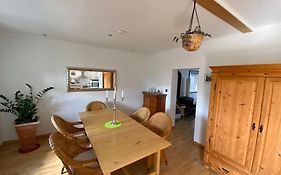 Ferienwohnung am Theo Carlen Platz